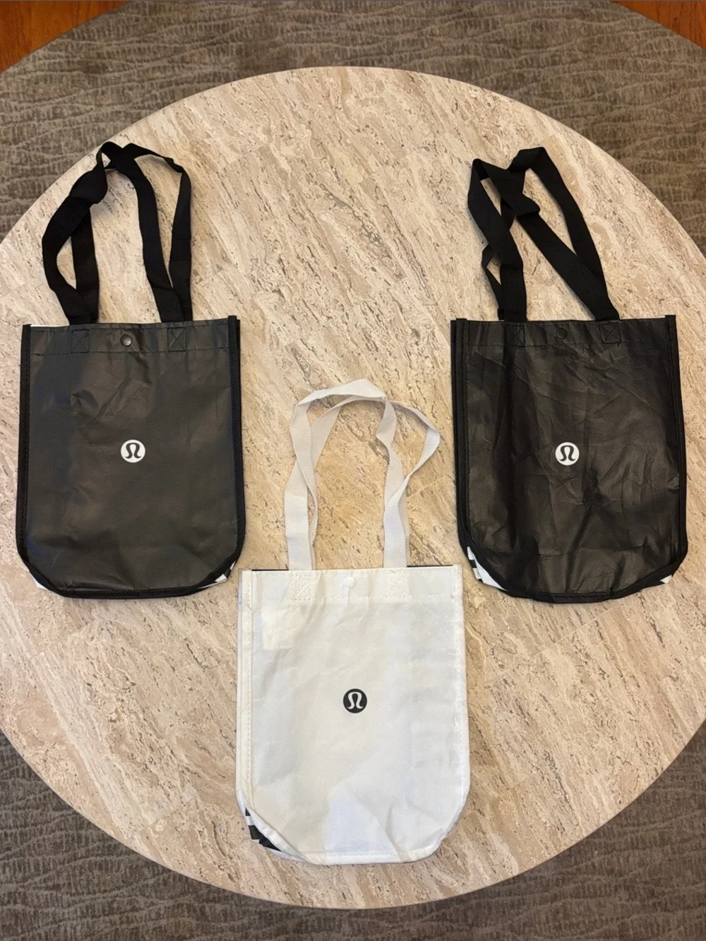 lululemon athletica set three